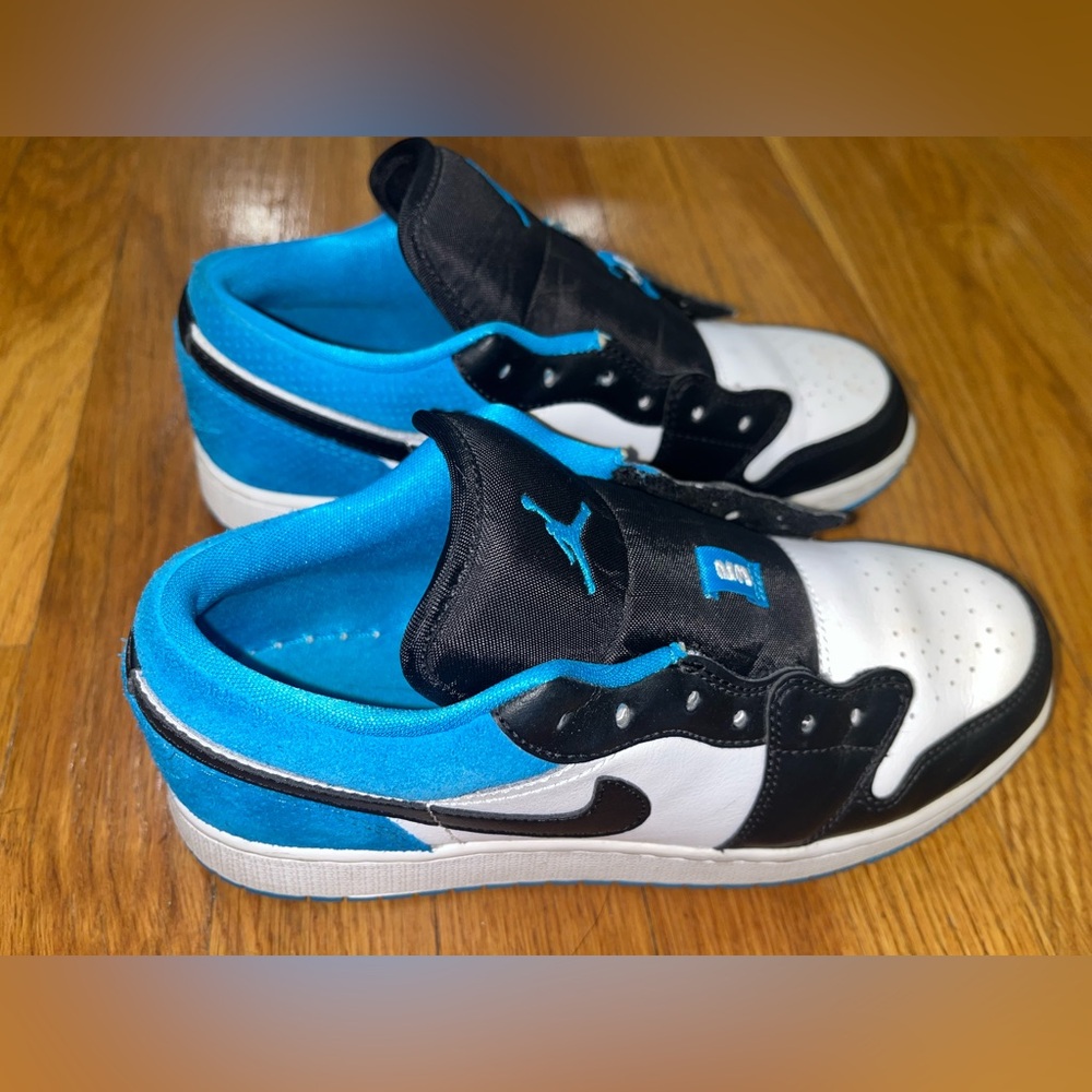 Nike Air Jordan Dunk Low Summit Industrial Blue Sneakers - Picture 2 of 6